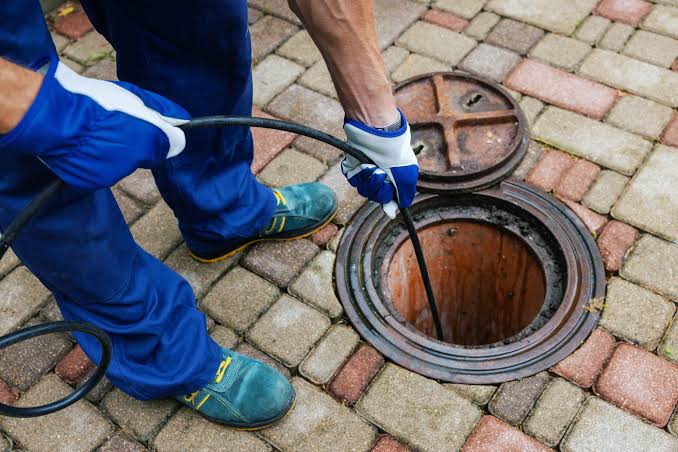 Drain cleaning Johannesburg and CCTV inspection near Sandton. Krugersdorp blocked drains and pressure water jetting Roodepoort