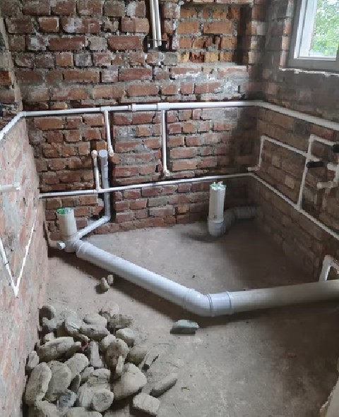 Plumbing fittings and pipes supply and installation in Fourways. Supplying quality fittings, pipes and fixtures, installing and connecting water and drainage systems.
