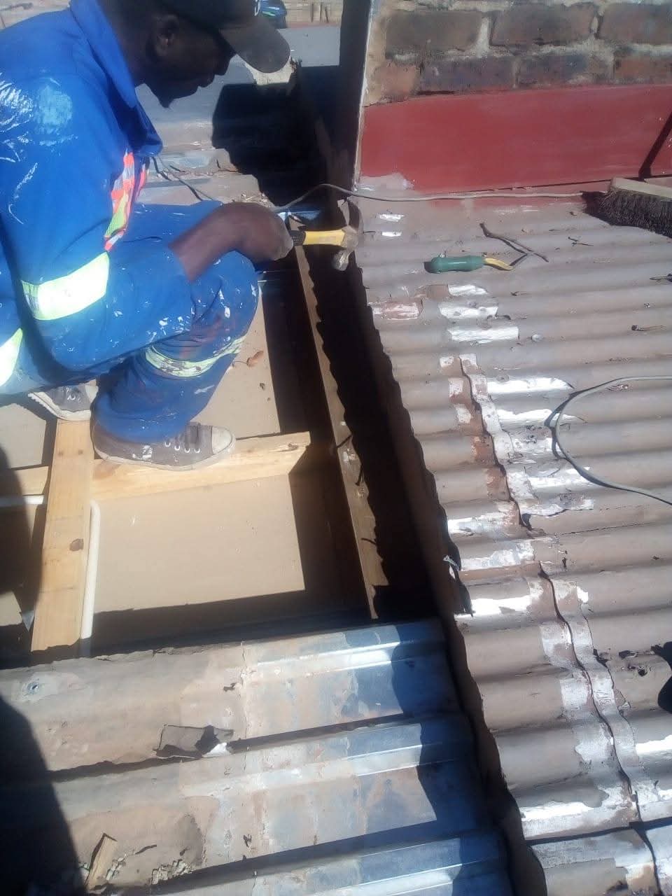 Cleaning the roof surface, sealing all laps, screws and joints, then applying a flexible waterproof membrane/coating in Durban. This prevents leaks, rust, and water damage while extending the life of the roof.
